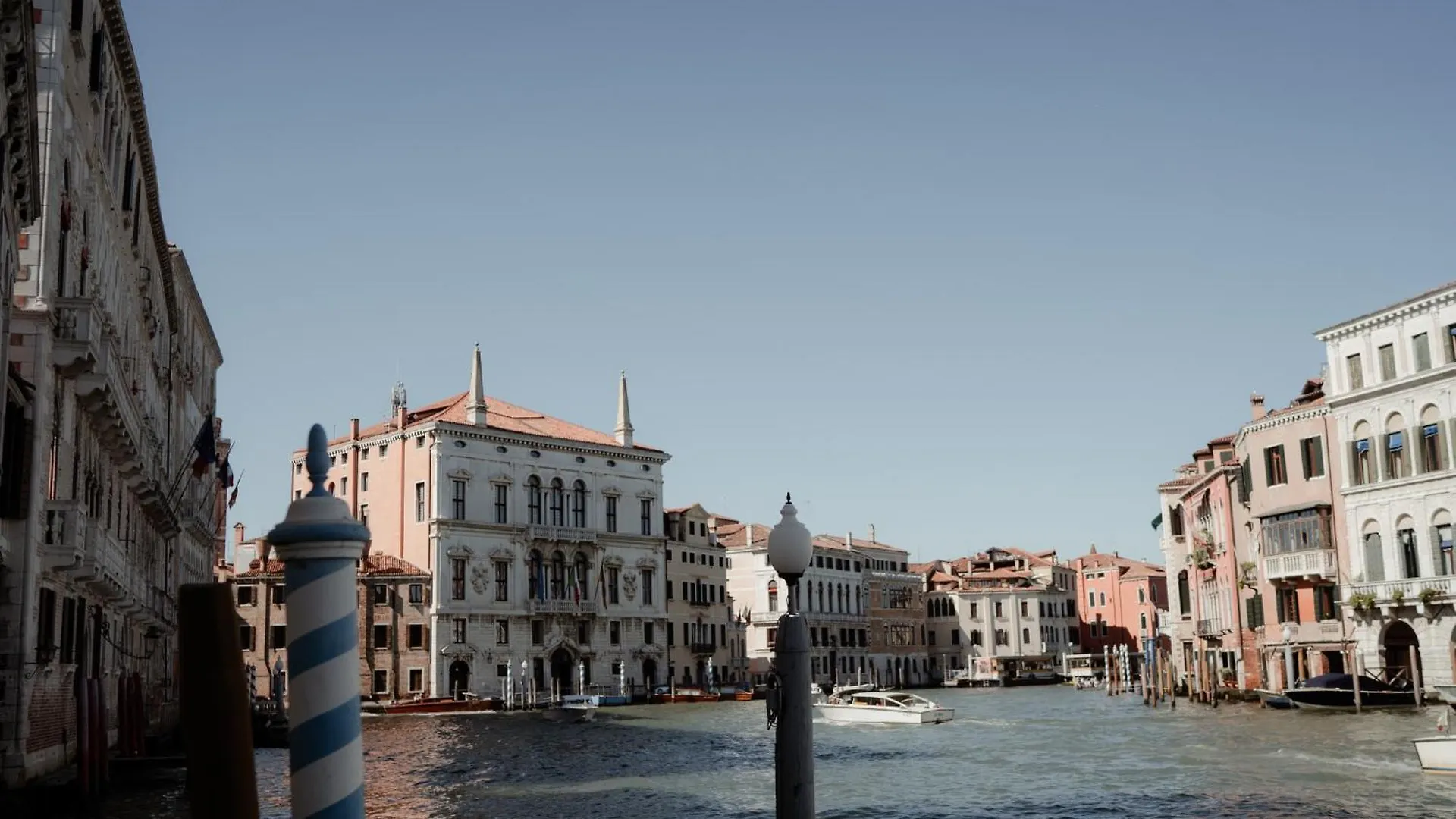 Il Giardino Segreto Di Monty Don Sul Canal Grande Benátky Apartmán