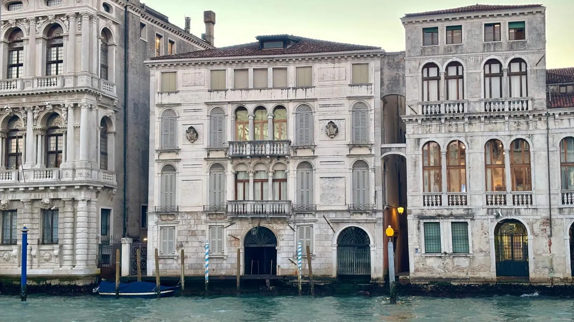 Il Giardino Segreto Di Monty Don Sul Canal Grande Benátky 0*,